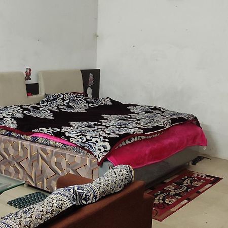 מלון Allāhābād Junction Kumar House מראה חיצוני תמונה